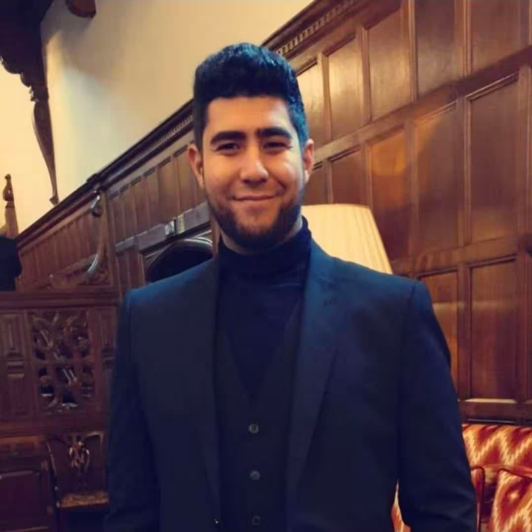 Taha, Founder of Shaded Canvas